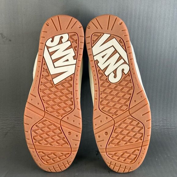 Vans Hylane skate athletic sneaker shoes white/marshmallow men’s size 10